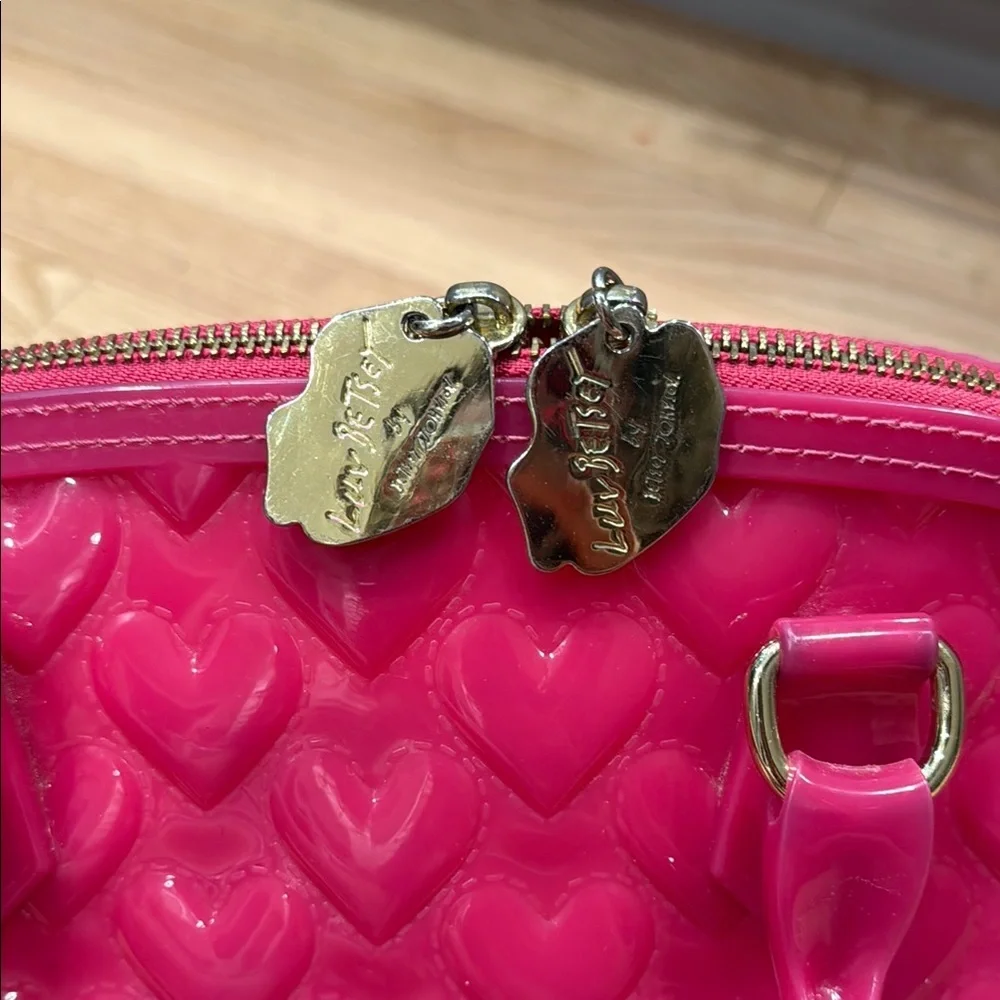 Betsey Johnson Y2K Jelly Bag Pink Heart-Patterned - Picture 8 of 8